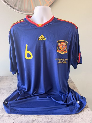 2010 spain away retro football - away,