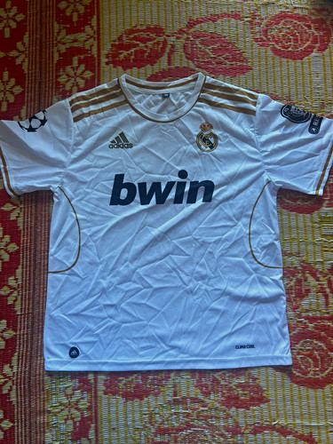 Retro classic football jersey