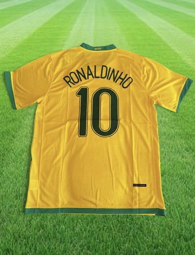 Ronaldinho brazil football - 10,