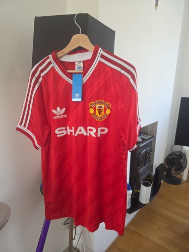 Mufc retro football - retro, jersey