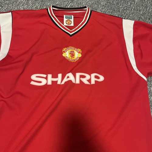 Manchester united retro - manchester,