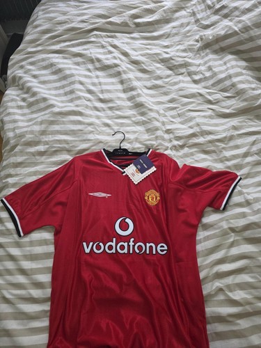 Mufc retro football - retro, jersey